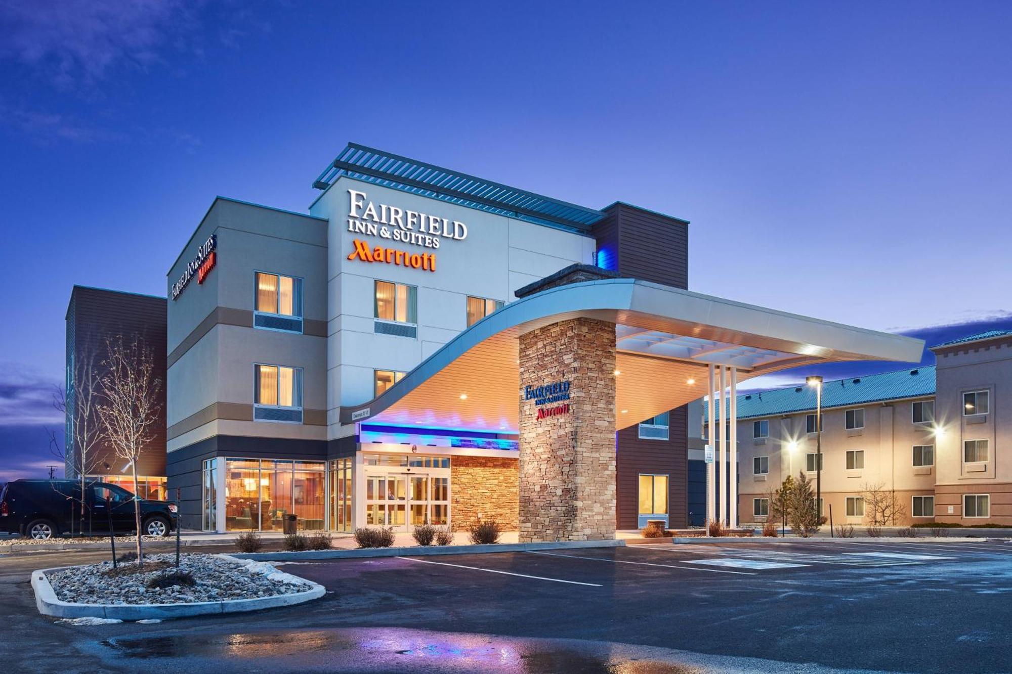 Fairfield Inn & Suites By Marriott Роулинс Экстерьер фото