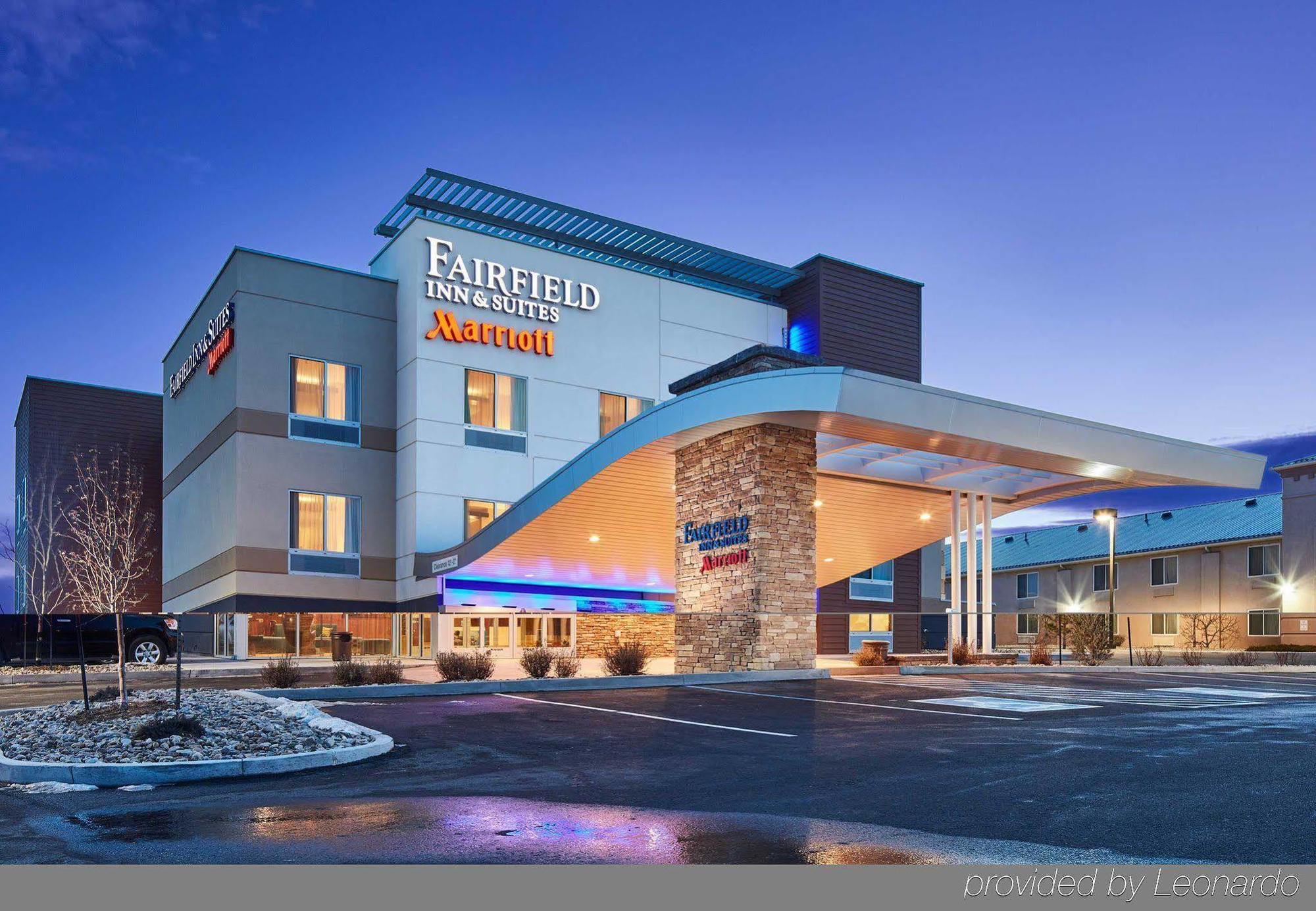 Fairfield Inn & Suites By Marriott Роулинс Экстерьер фото